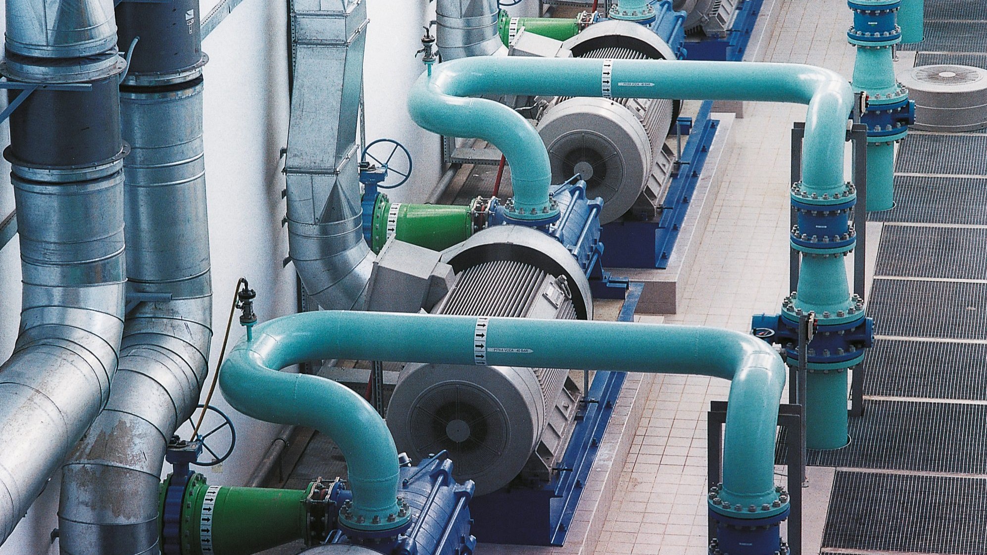 1 вода в промышленности. Industrial Water treatment капля. Водные ресурсы в промышленности. Water Supply System. Water Purification Plant.